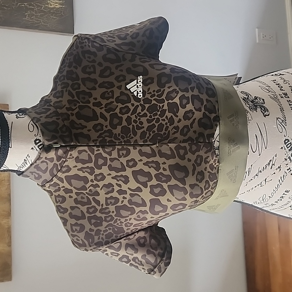 🔆Adidas Camo Crop Zip Tee🔆 - Picture 2 of 5